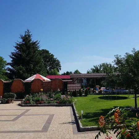 Ferienwohnung Cudowny Zakatek Z Ogrodem I Basenem Bukwica  Exterior foto