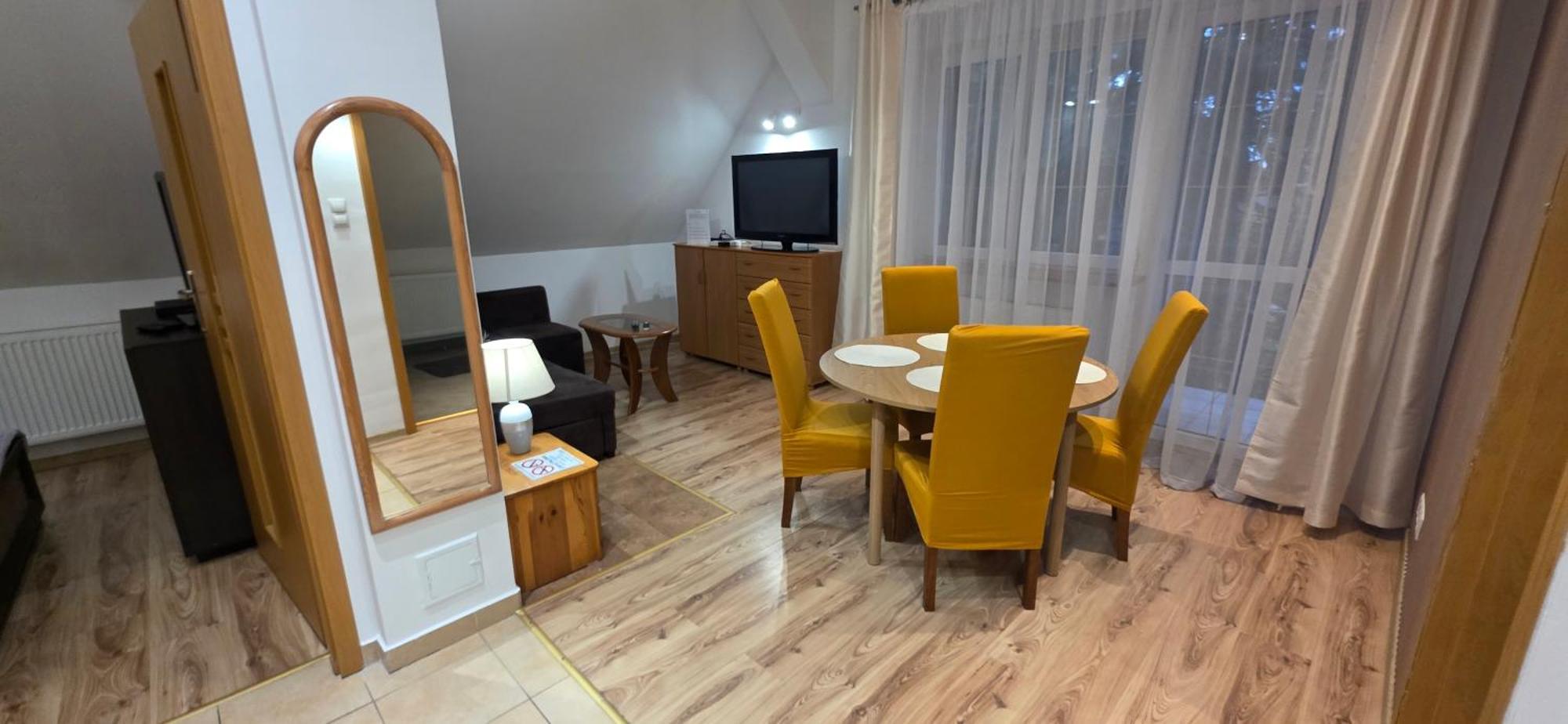 Cudowny Zakatek Z Ogrodem I Basenem Apartment